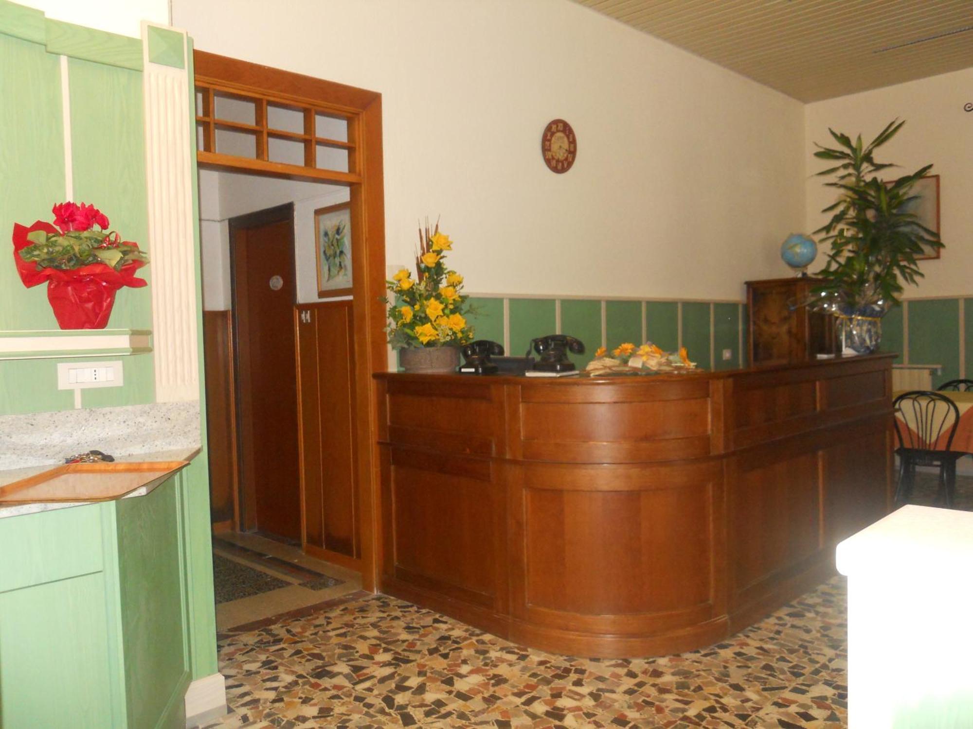 Albergo Belvedere Borghetto di Vara Exteriér fotografie